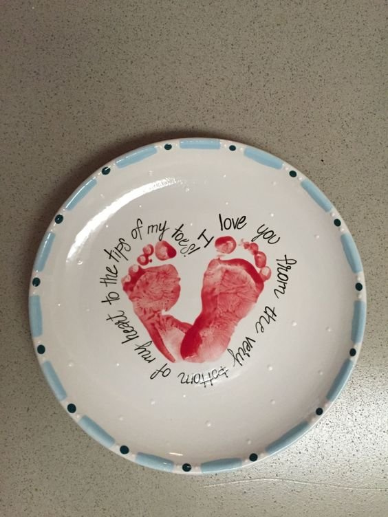 valentines-day-handprint-plate-unicorn-dreaming